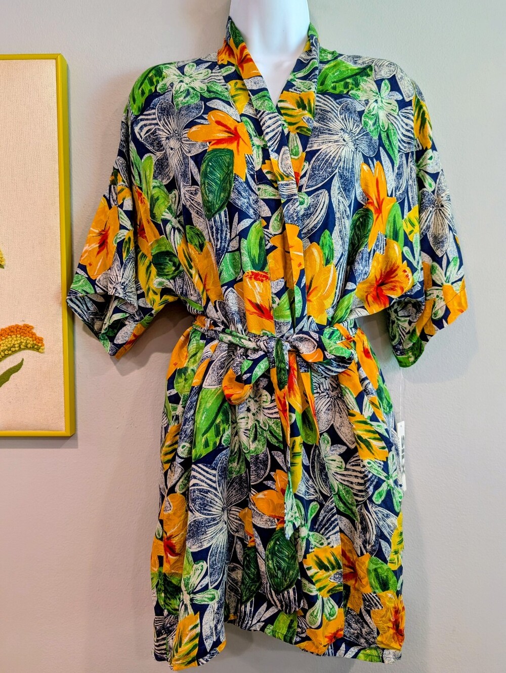 Vintage Silx By August Silk Tropical Floral Wrap Silk Robe Top Hawaiian Kimono